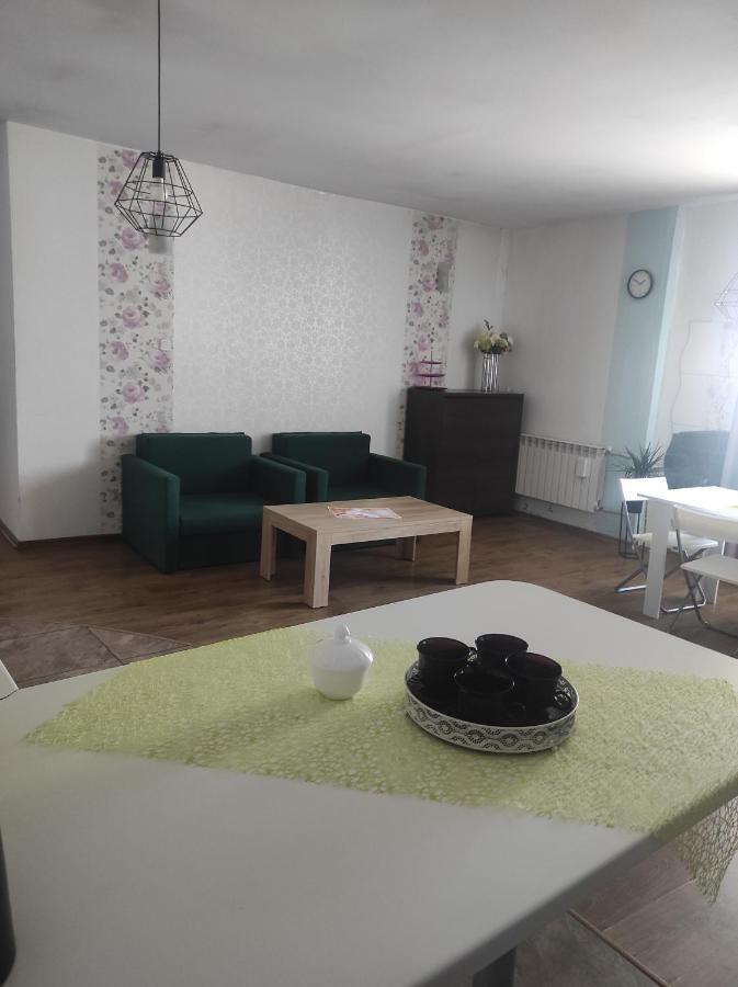 Apartamenty Centrum Валбжих Экстерьер фото