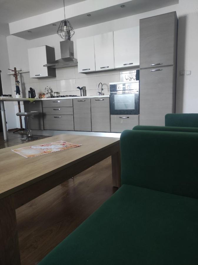 Apartamenty Centrum Валбжих Экстерьер фото